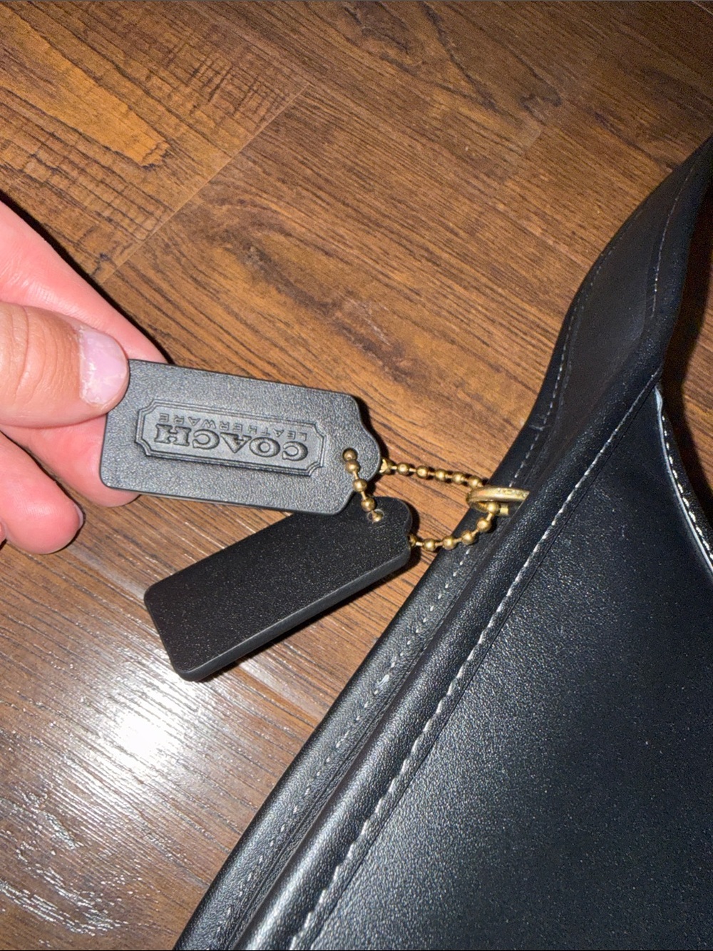 Coach Curve Zip Shoulder Bag - Picture 2 of 11
